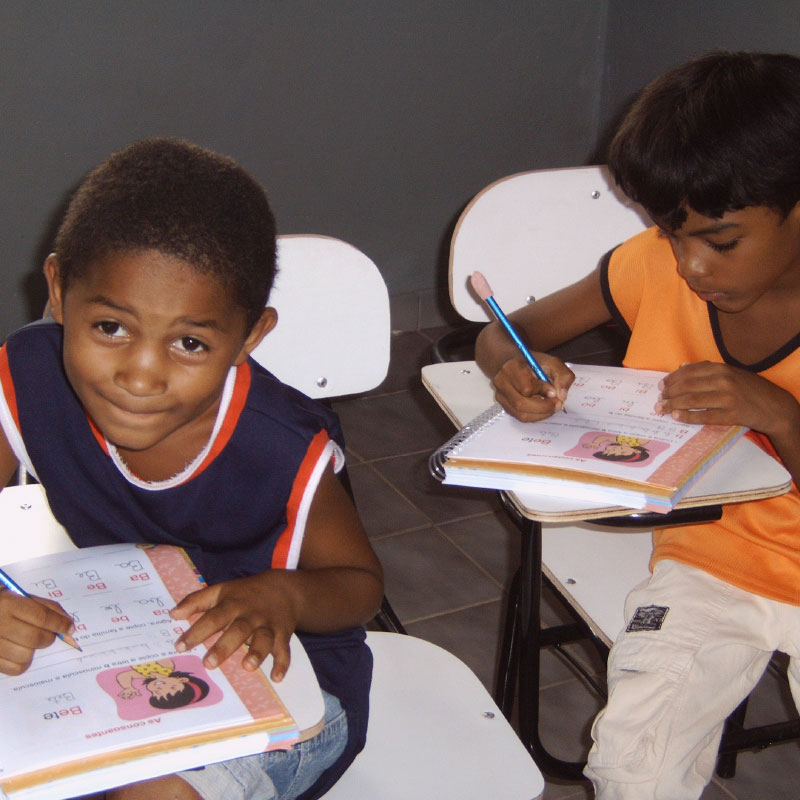 ajuda bietet Bildung | Alphabetisierungsklasse